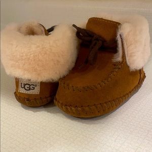 Baby ugg winter boots